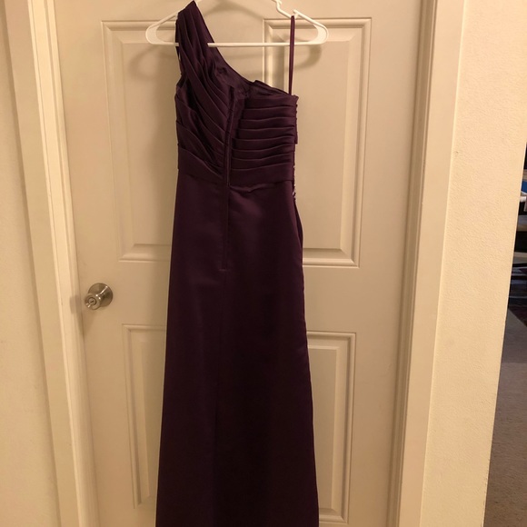 Plum Mari Lee bridesmaid dress size 4 - Picture 4 of 8